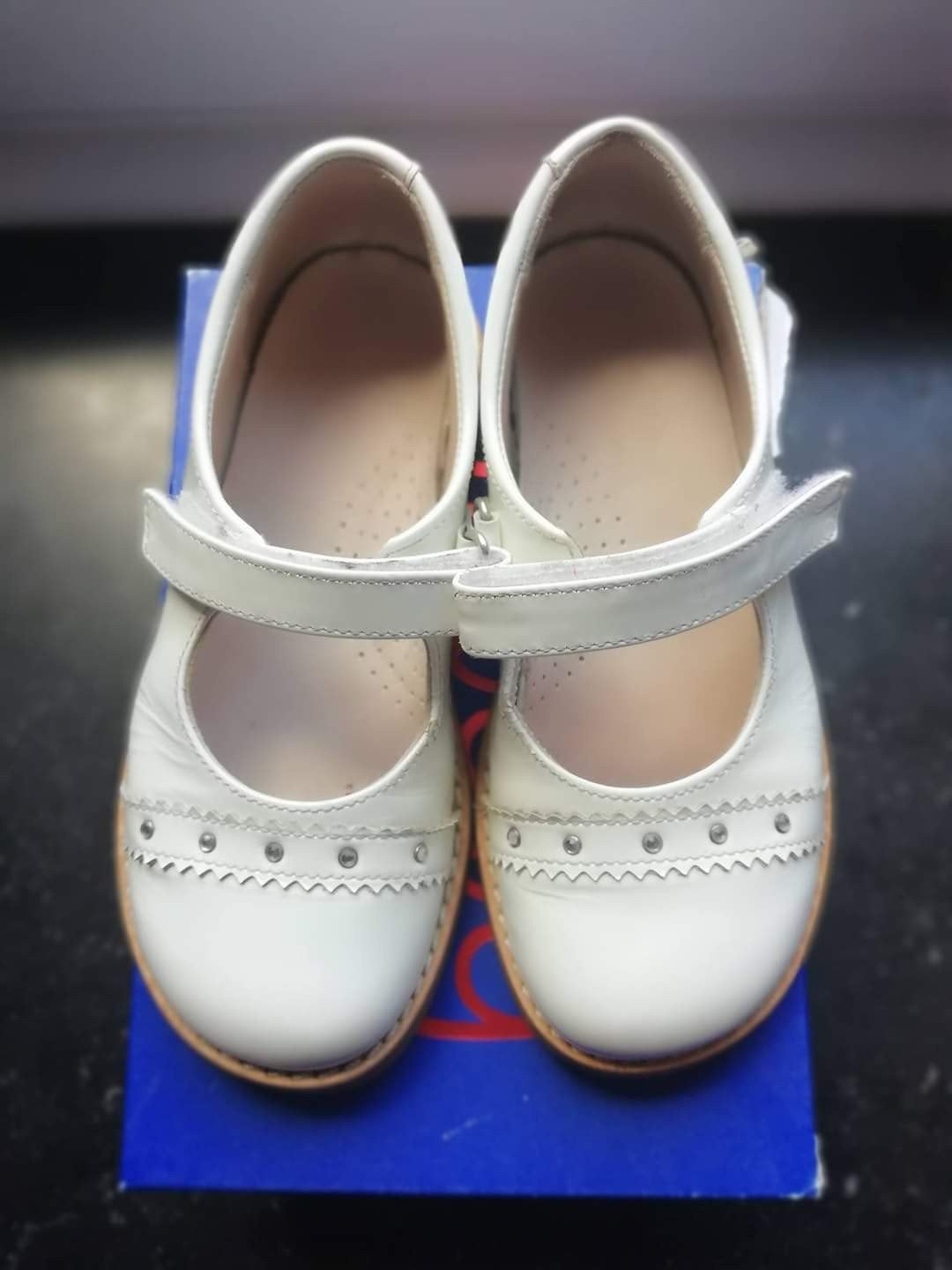 Witte lakschoentjes Beberlis maat 27, Enlèvement ou Envoi, Beberlis, Bottines, Utilisé