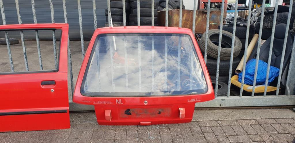NISSAN MICRA ACHTERKLEP BJ 1990 1992, Arrière, -, Haillon arrière, Utilisé