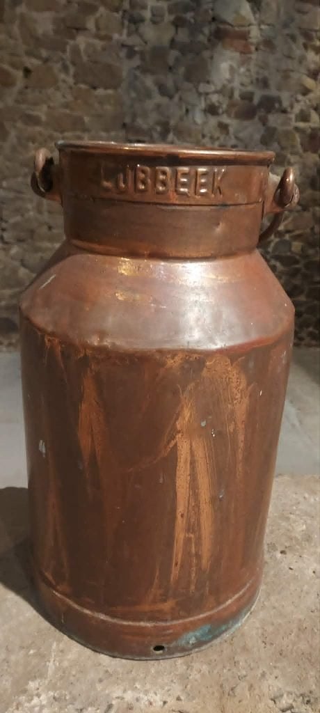 ANCIEN POT A LAIT EN CUIVRE DE LUBBEEK, Antiquités & Art, Enlèvement