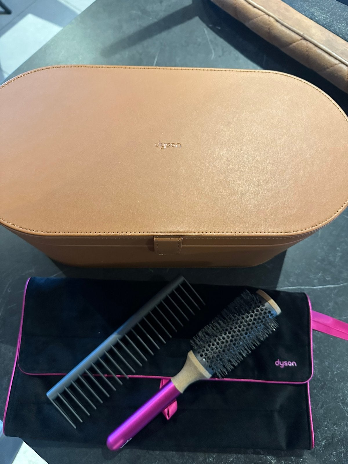 Dyson airwrap, Enlèvement, Comme neuf