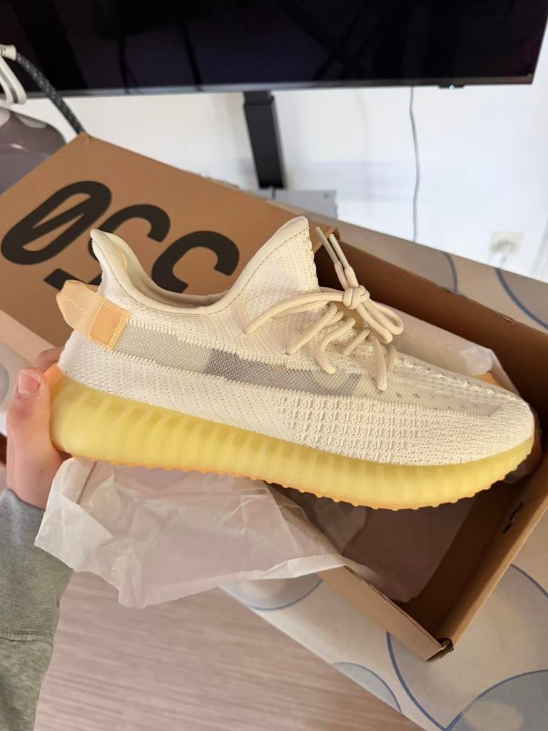 Yeezy 350 Beige, Vêtements | Hommes, Chaussures, Enlèvement ou Envoi, Autres couleurs, Comme neuf, Baskets