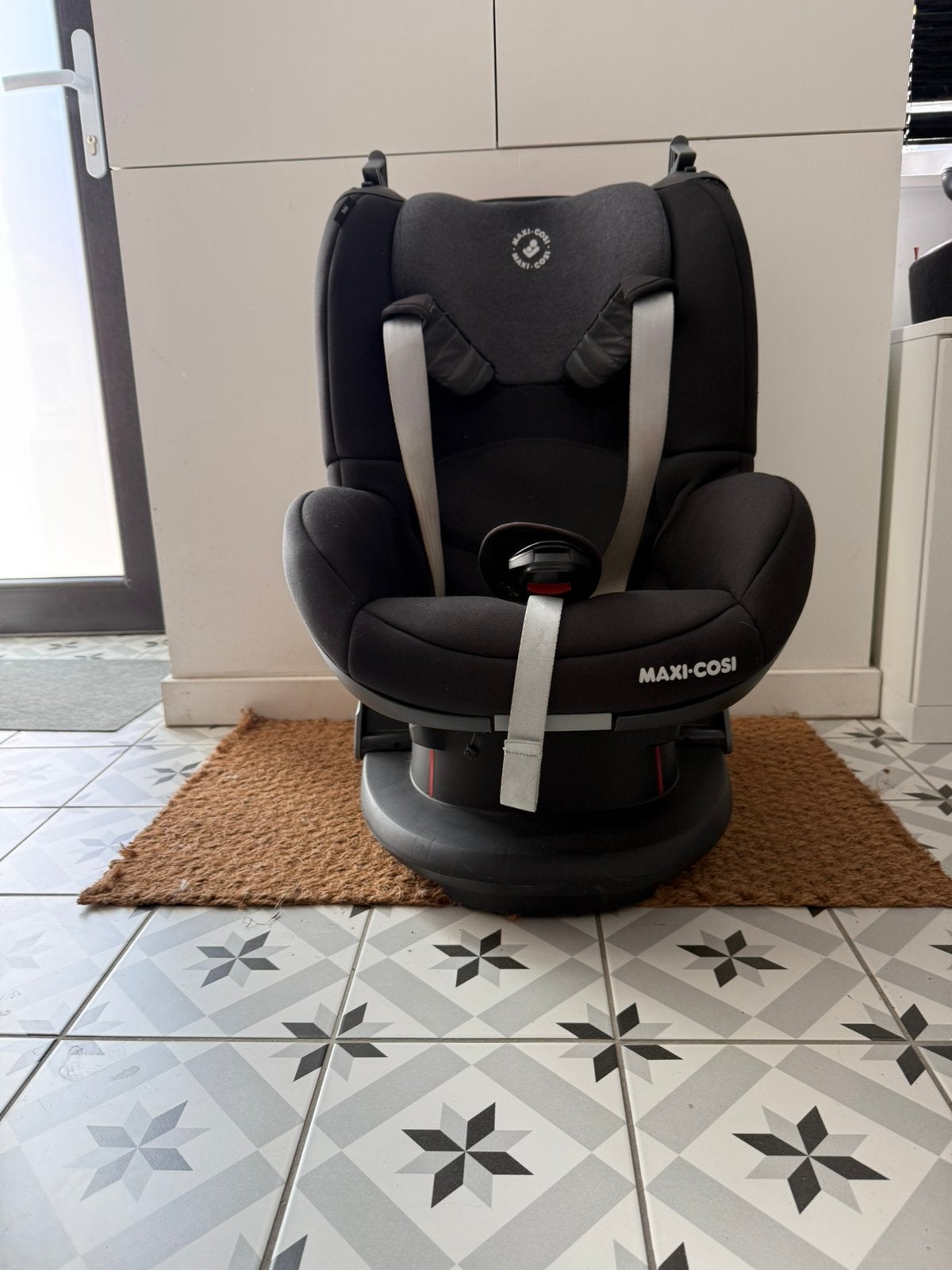 Autostoel maxi cosi, Kinderen en Baby's, Autostoeltjes, Ophalen, Zo goed als nieuw