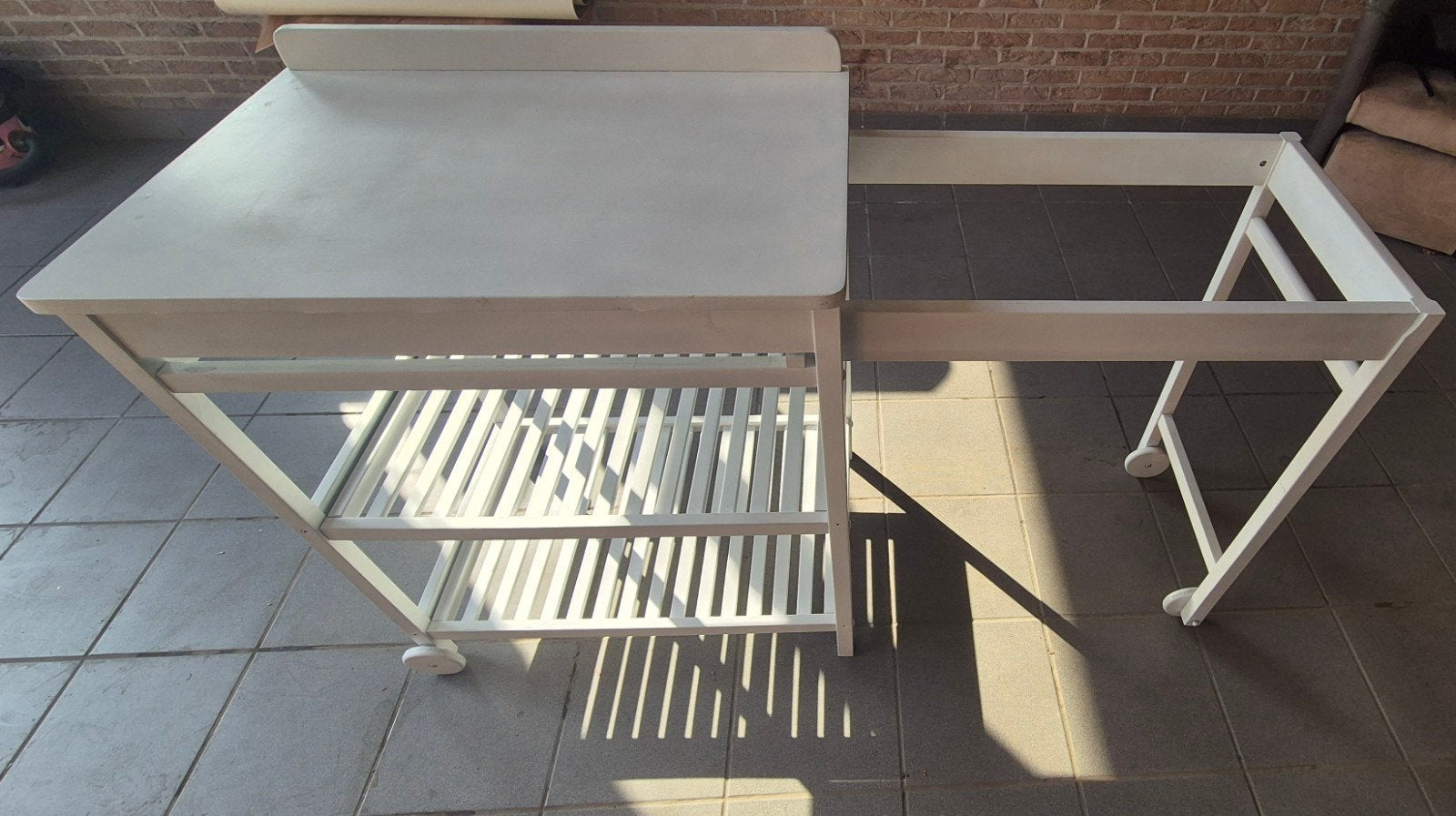 table de soins avec support de bain rétractable, Enfants & Bébés, Chambre d'enfant | Commodes & Armoires, 90 à 105 cm, Enlèvement