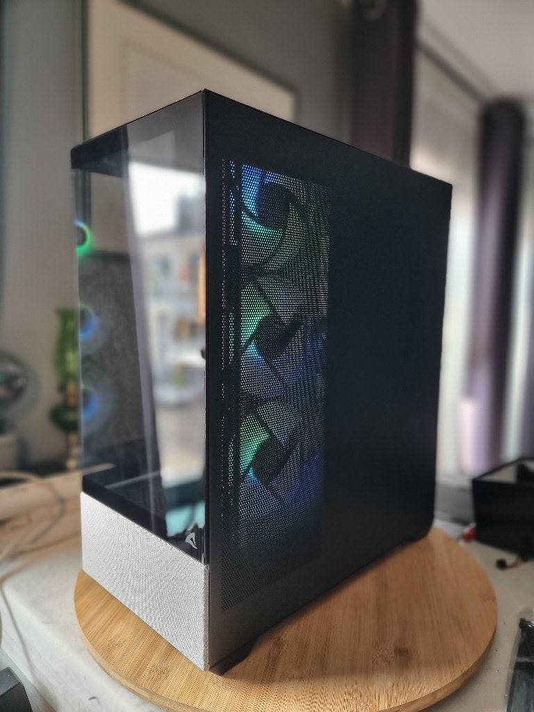 Budget Gaming PC, ASUS Intel Gigabyte, Ophalen of Verzenden, Zo goed als nieuw, Gaming