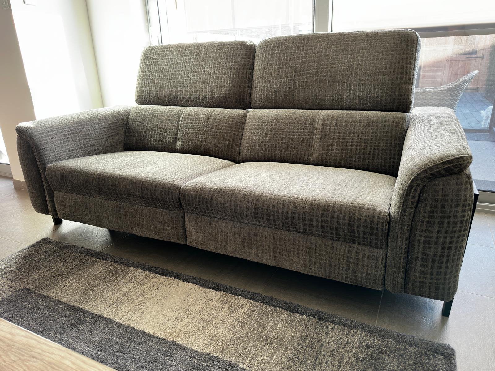 Zetel met links en rechts elektrische relax, Huis en Inrichting, Ophalen, Zo goed als nieuw