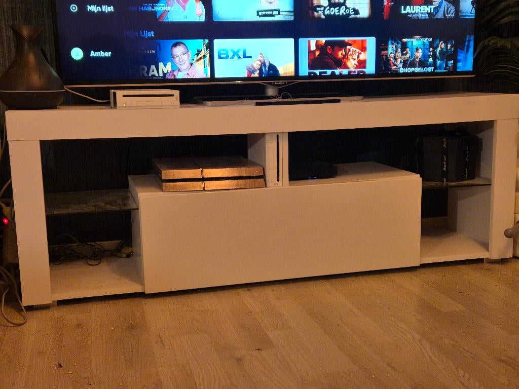Tv kast hoogglans, Ophalen, Nieuw