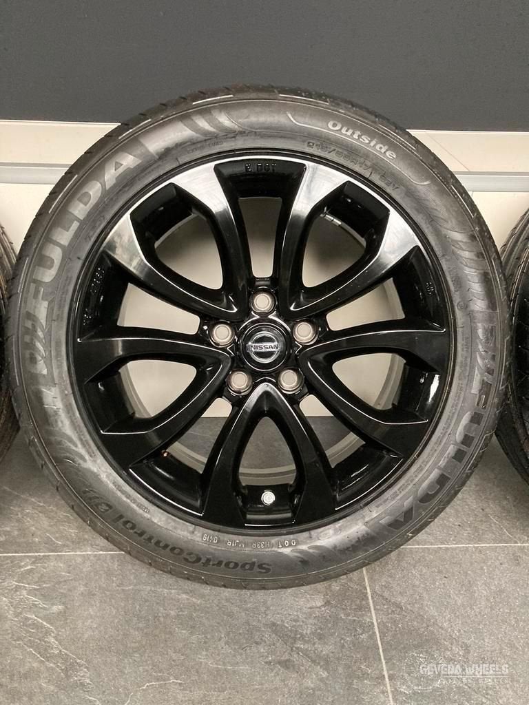 17'' originele Nissan Juke F15 demo velgen + banden 5x114.3, Auto-onderdelen, Banden en Velgen, Banden en Velgen, Zomerbanden