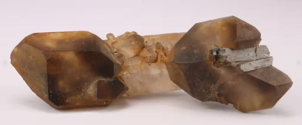 Twee ROOKKWARTS scepters op heldere kwarts VERKOCHT., Verzamelen, Mineralen en Fossielen, Ophalen of Verzenden, Mineraal