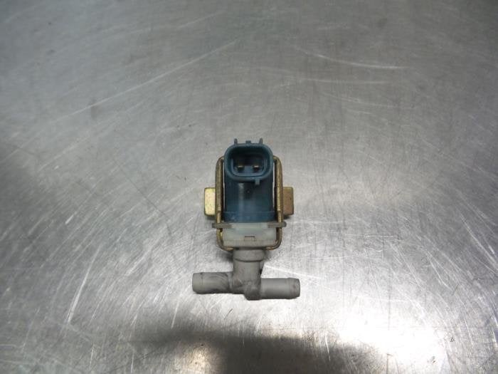 Soupape vide d'un Toyota Yaris (Yaris 1 00-), -, 3 mois de garantie, Toyota, Utilisé