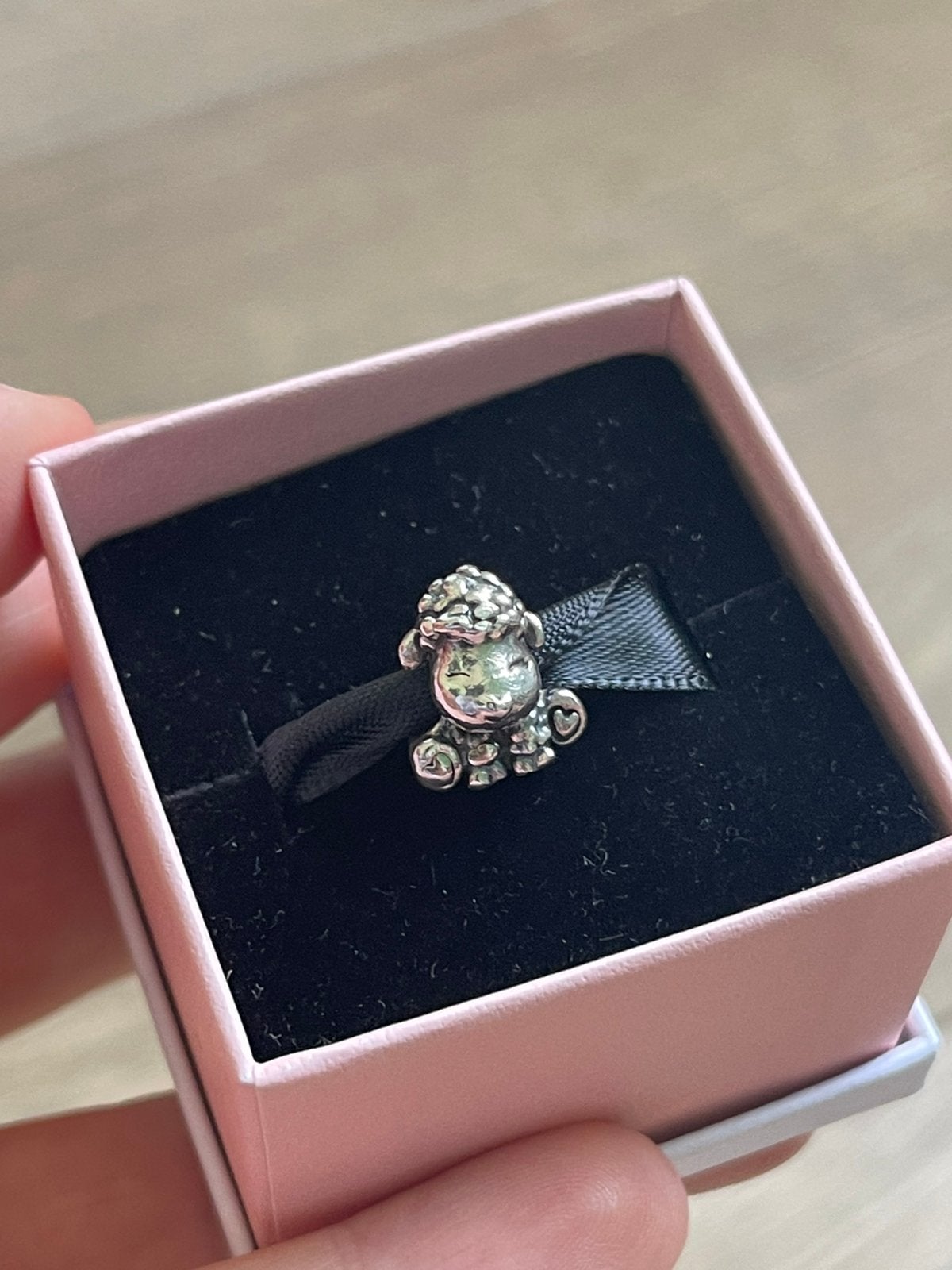 Pandora bedeltje met klein schaap, Handtassen en Accessoires, Bedels, Ophalen, Zo goed als nieuw, Pandora