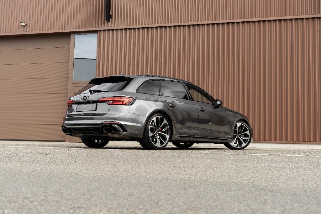 Audi RS4 Avant Quattro 2.9 V6 | Lichte vracht | Pano | HUD, Auto's, Automaat, Dealer onderhouden, Verwarmde buitenspiegels, Leder