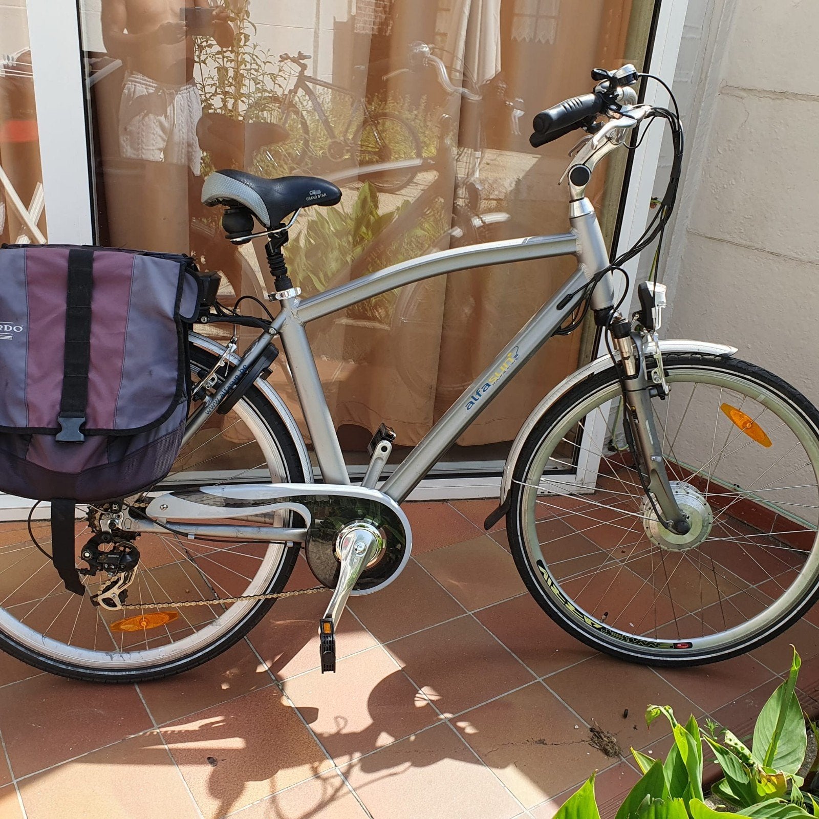 Elektriche fiets grote maat als nieuwe, Fietsen en Brommers, Elektrische fietsen, Ophalen
