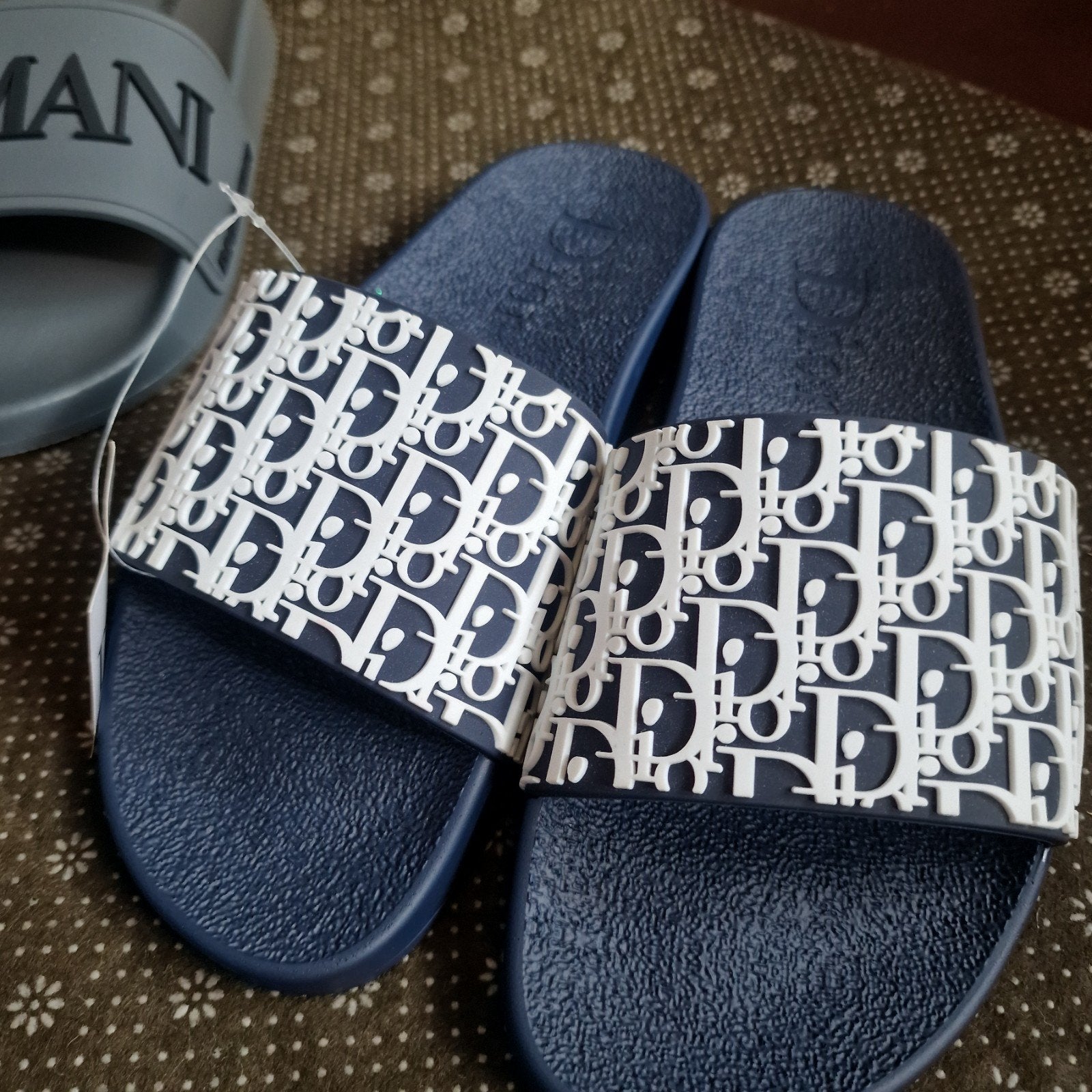 slippers M 40 nieuw, Vêtements | Hommes, Chaussures, Enlèvement, Chaussons