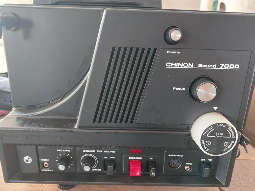 Super 8 projector chinon 7000 sound, Verzamelen, Foto-apparatuur en Filmapparatuur, Ophalen, Projector