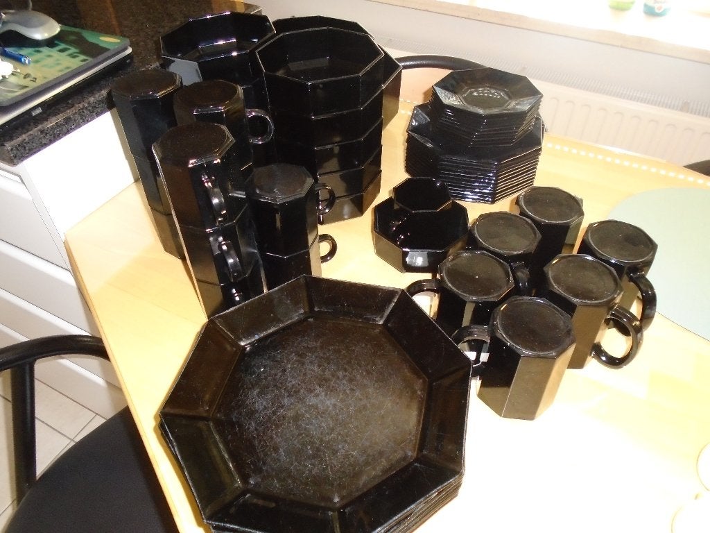 zwart servies, Service complet, Pierre, Enlèvement, Utilisé