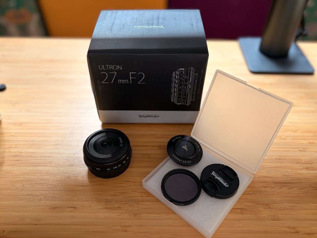 Objectif Voigtländer Ultron 27mm F2, Ophalen, Zo goed als nieuw, Fujifilm X-mount, Handmatige focus