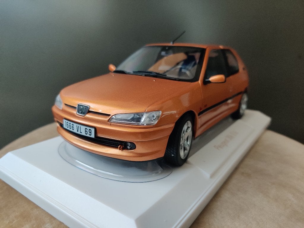 Peugeot 306 S16 Norev 1/18e neuve, en boîte., Neuf, Enlèvement ou Envoi, Voiture, Norev