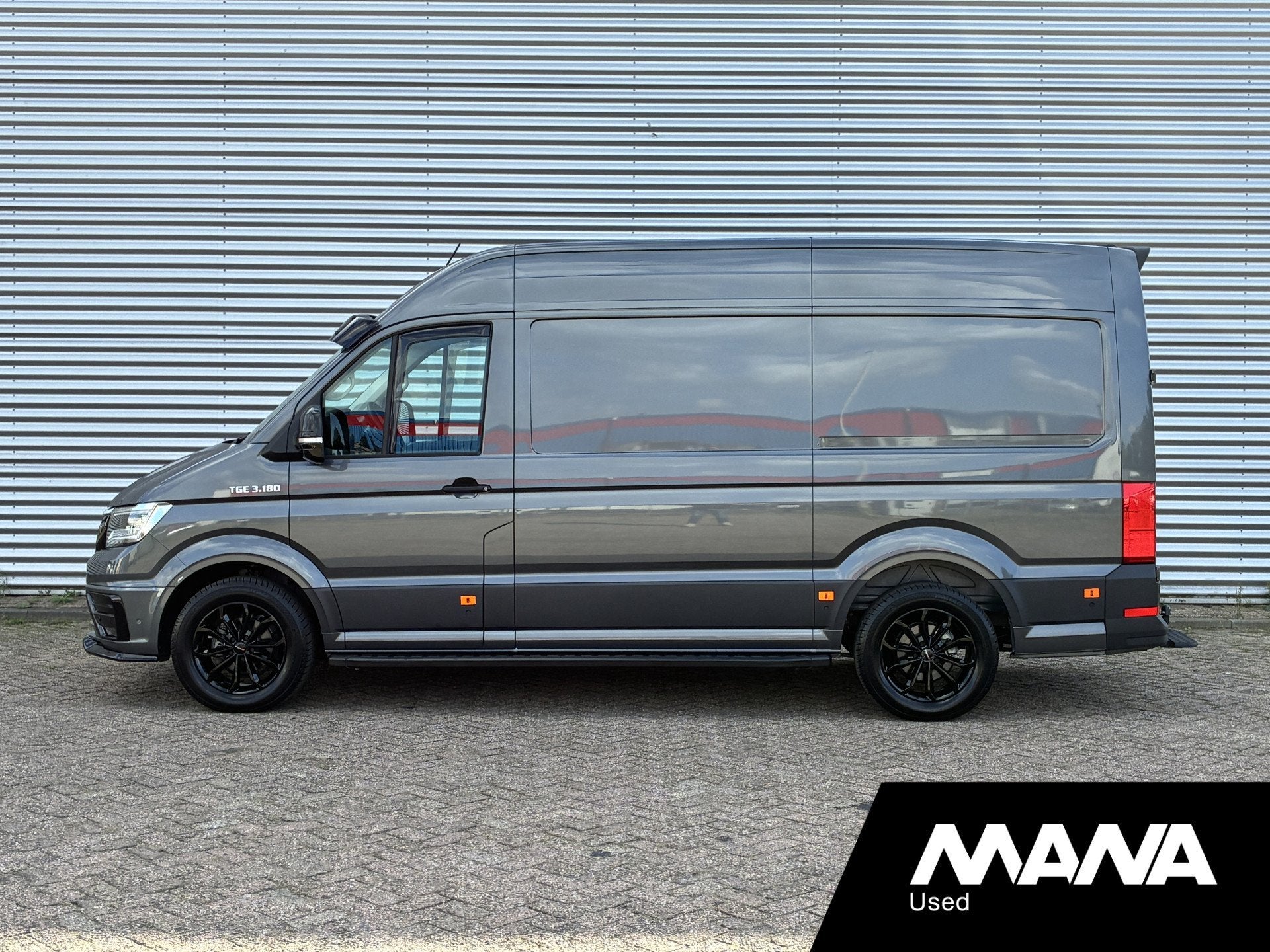 MAN TGE 3.180 L3H3 • Indium Grey • Black Styling Package, Autos, 177 ch, Argent ou Gris, Achat, Euro 6