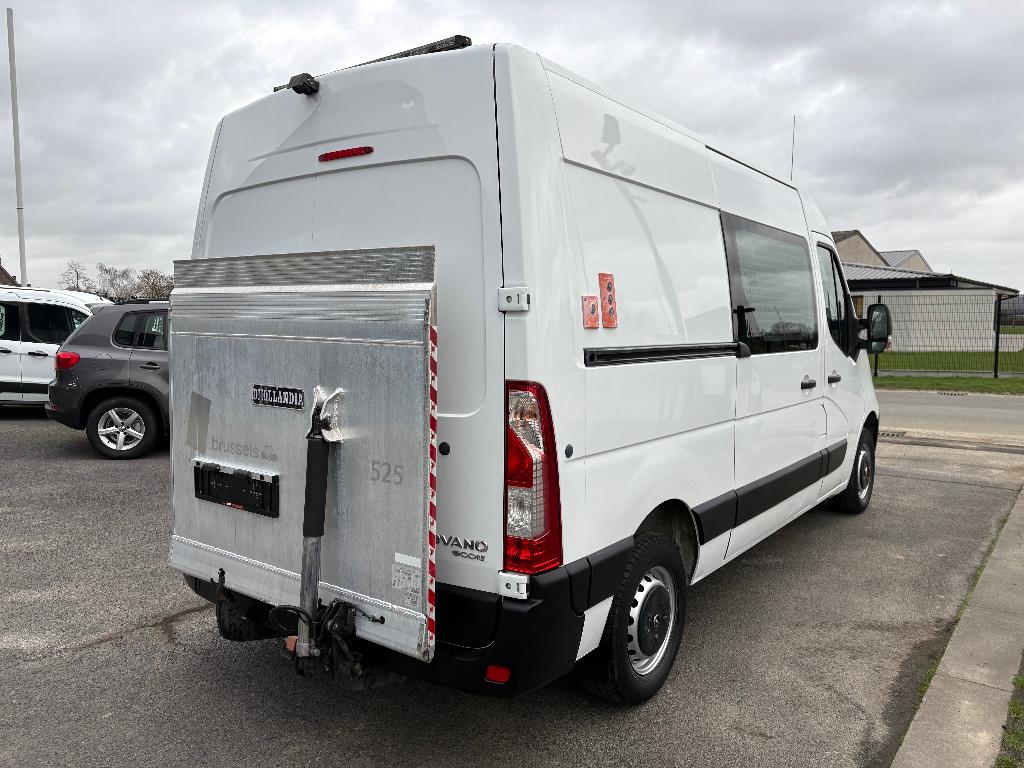 Opel Movano L2H2 met laadbrug 1ste eig airco bluetooth boek, Voorwielaandrijving, Stof, 4 cilinders, https://public.car-pass.be/vhr/a5b9bc00-bdca-41e9-84be-5ca945c5237e