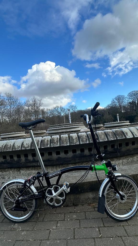Brompton black Edition 2023 facture H6L 6 vitesses état neuf, Neuf, Vitesses, Brompton, Enlèvement