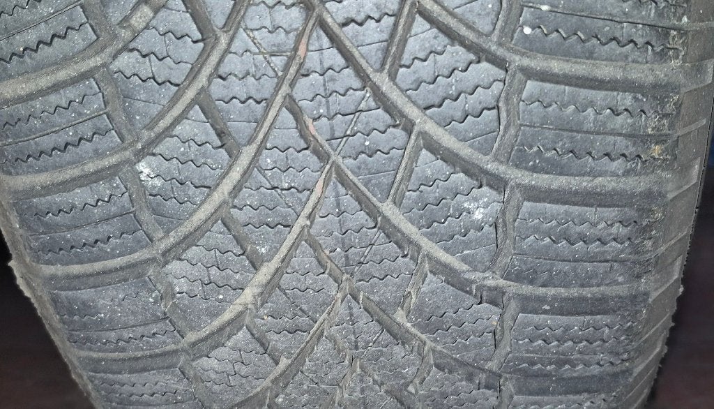Kit de 4 pneus d'hiver sur jantes LEXUS, Autos : Pièces & Accessoires, Véhicule de tourisme, Enlèvement, Utilisé, Pneus hiver