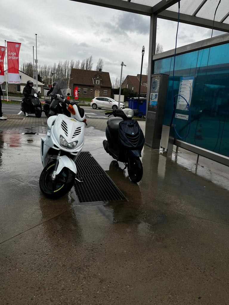 Aerox, Fietsen en Brommers, Scooters | Yamaha, Ophalen, Zo goed als nieuw, Aerox
