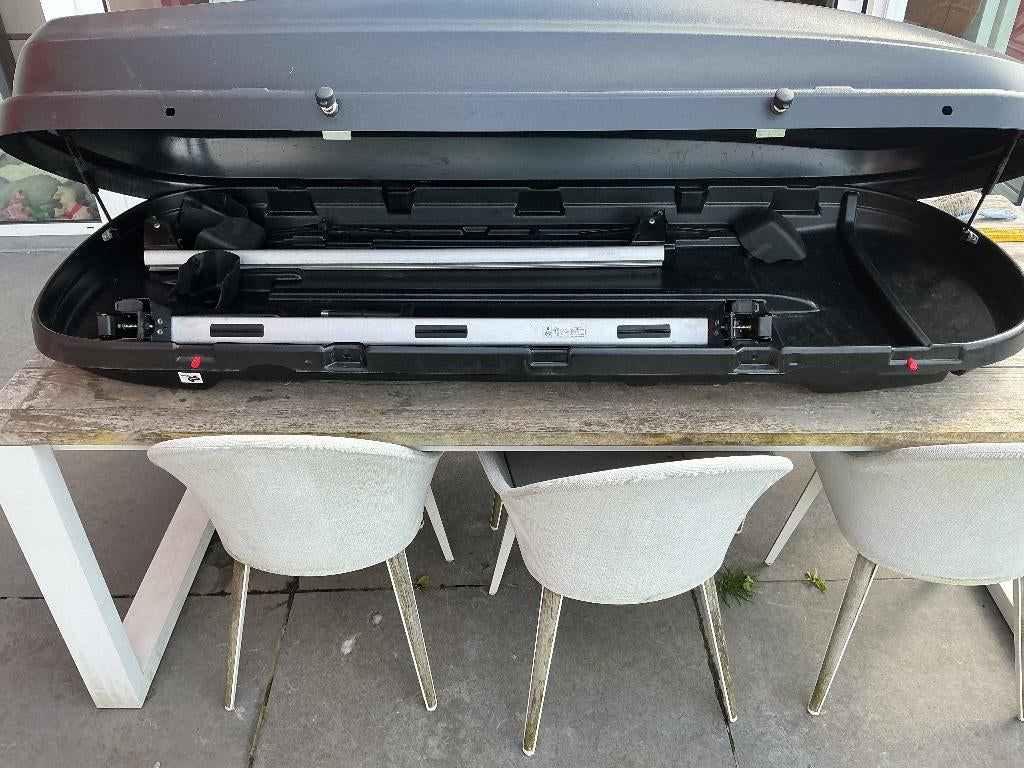 Coffre de toit Husky L avec barres de toit VW/SEAT, Autos : Divers, Coffres de toit, Enlèvement, Utilisé