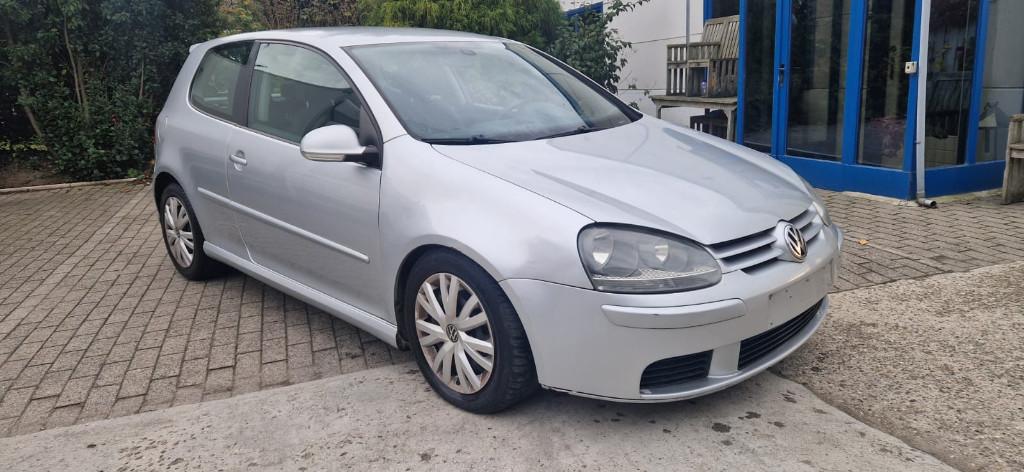 Volkswagen Golf 5 1.9 Diesel Bj 2005 156000km, Bedrijf, Diesel, 1900 cc, Golf