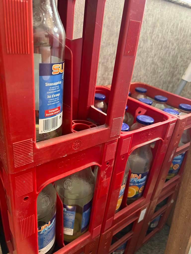 Leeg goed fruitsap., Ophalen