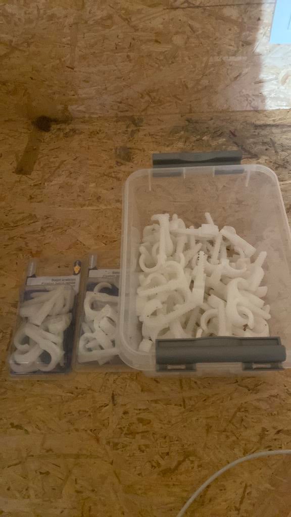 Betonclips, Enlèvement, Neuf