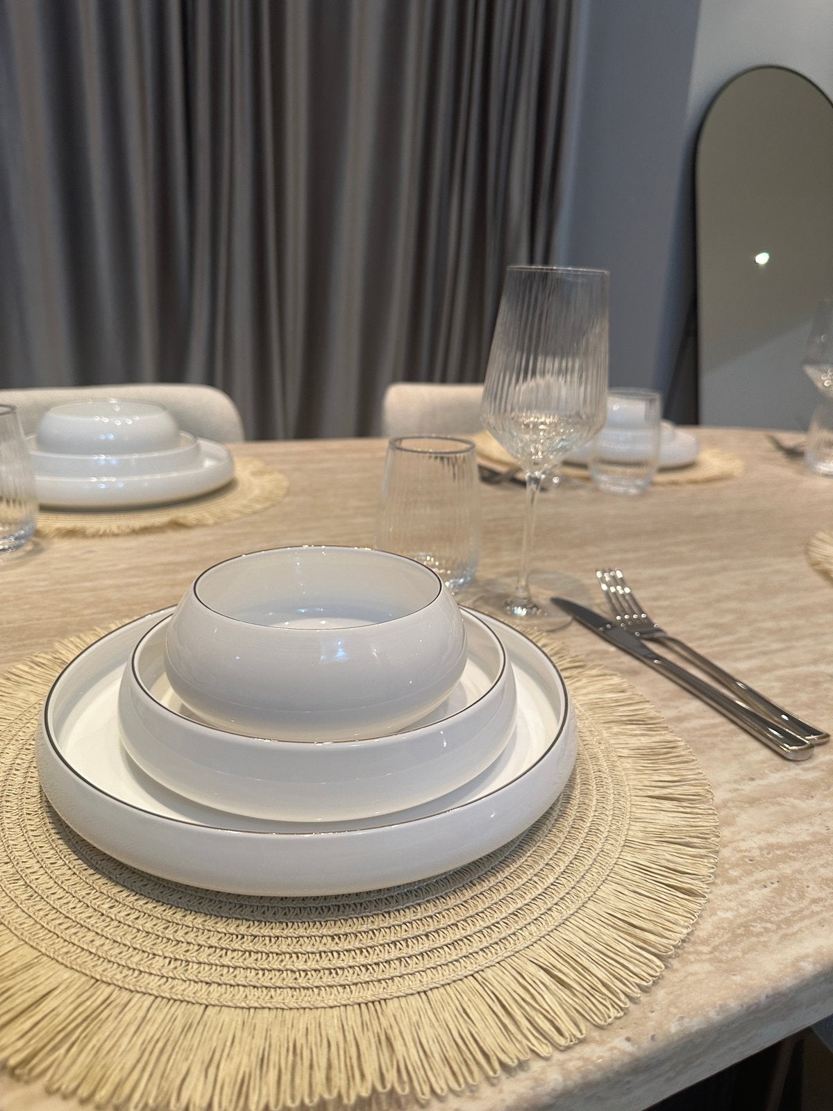 Superbe service de table complet pour 6 ou 12 personnes, Enlèvement