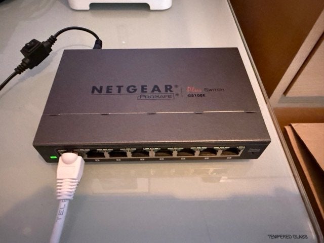 Netgear ProSafe GS108E te koop, Ophalen of Verzenden, Zo goed als nieuw