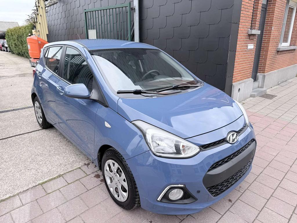 Hyundai i10 1.0 I EDITION POP (bj 2014), Auto's, Gebruikt, Blauw, Bedrijf, 5 deurs