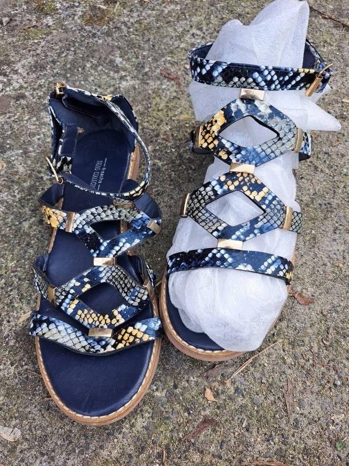 Sacha, sandalen, slippers Diesel, mt 39, Slippers, Wit, Nieuw, Ophalen of Verzenden