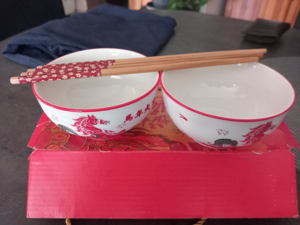 BOLS CHINOIS(neufs), Enlèvement ou Envoi