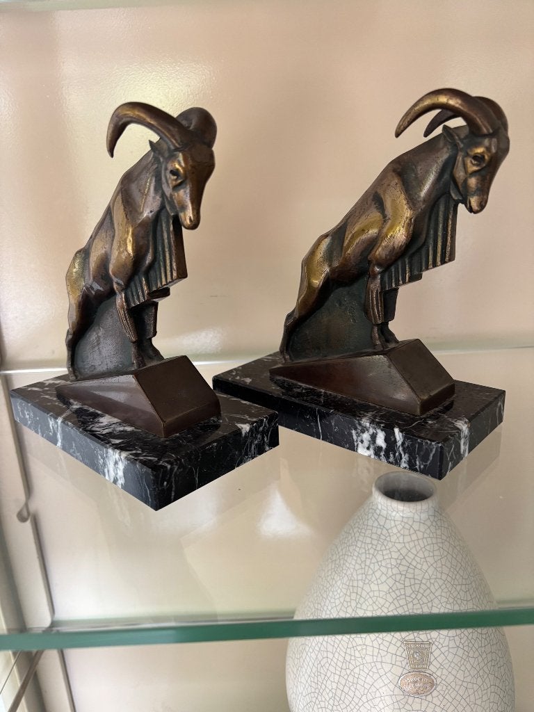 Prachtige vintage bronzen boekensteunen, set van 2., Gesigneerd, 16 cm, Ophalen of Verzenden, Overige materialen