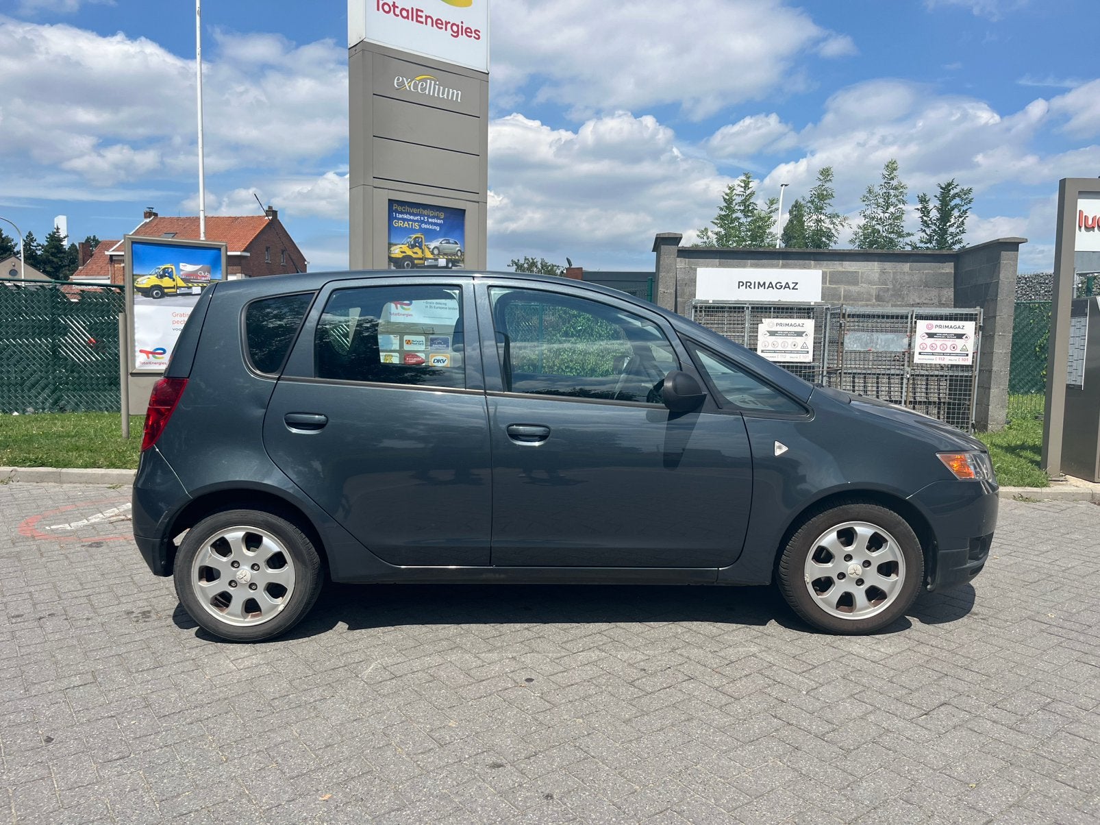 Mitsubishi Colt 1.1i 2011/182000 km, Autos, Mitsubishi, Euro 5, Achat, Entreprise, 5 places