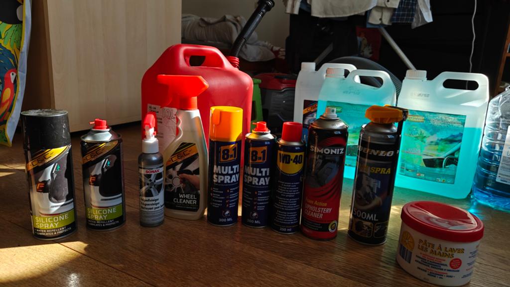 Multi spray wheel cleaner silicone spray  tissus cleaner, Enfants & Bébés, Enlèvement ou Envoi