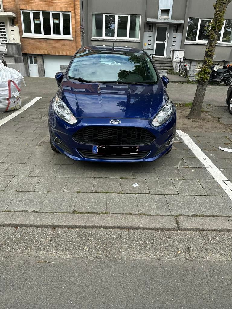 Ford fiesta 1.5 diesel euro6b stadswagen+buitenwegenwagen, Auto's, Ford, Voorwielaandrijving, Euro 6, Parkeersensor, Blauw