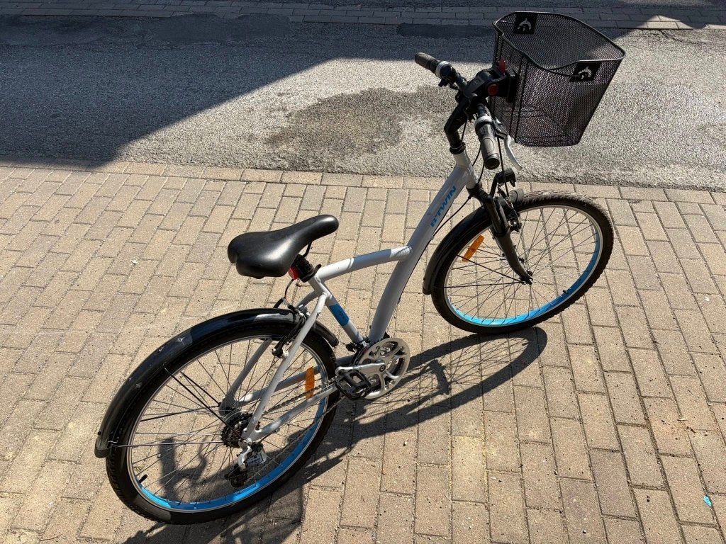 velo dame Btwin état impeccable. 26", Vélos & Vélomoteurs, Neuf, Autres marques, Vitesses, Enlèvement