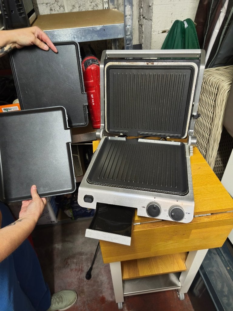 Grill met extra bakplaat, Ophalen, Vaatwasmachinebestendig, Zo goed als nieuw, Tafelgrill