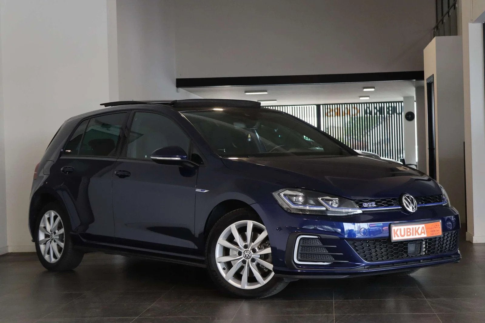 Volkswagen Golf Golf GTE 1.4 TSI Plug-In Hybrid DSG Pano ACC, Autos, Volkswagen, 1395 cm³, Achat, Entreprise, Noir