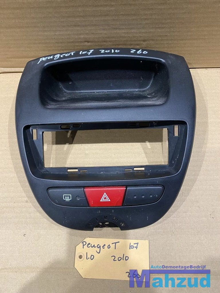 PEUGEOT 107 AYGO C1 Middenconsole 1 din radio frame 05-14, Auto-onderdelen, Interieur en Bekleding, Peugeot, Gebruikt