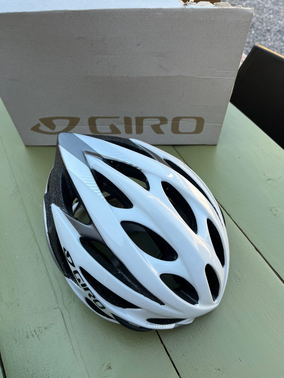 Witte Giro dameshelm, Ophalen of Verzenden, Zo goed als nieuw, S