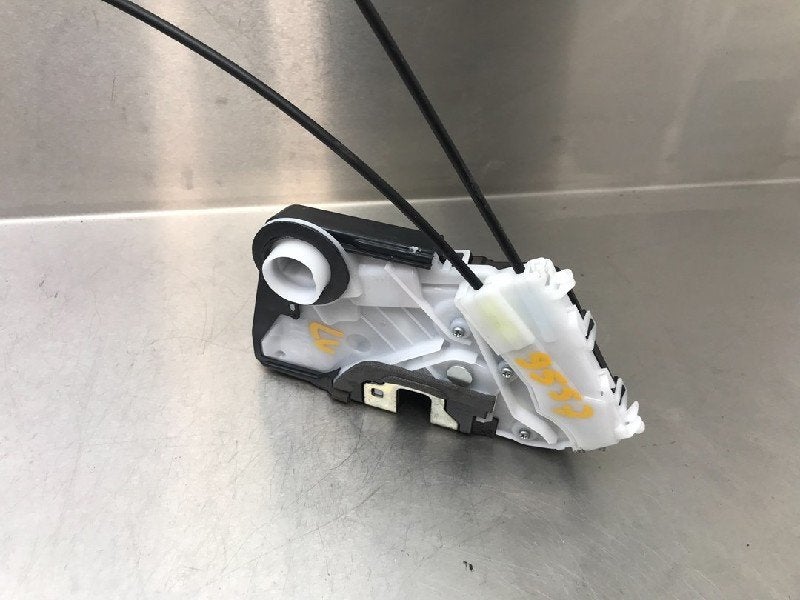 PORTIERSTANGEN LINKS VOOR Toyota Yaris III (P13), Gebruikt, Toyota
