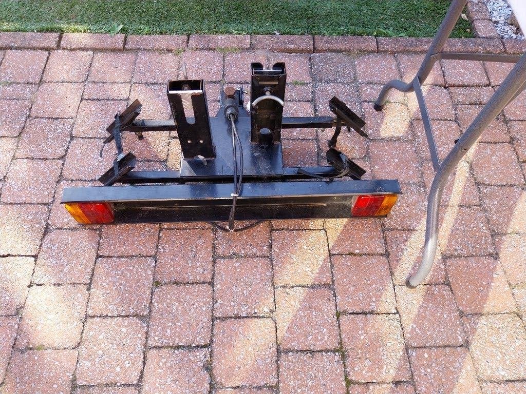 Fietsenrek voor 2 fietsen, Ophalen, Gebruikt