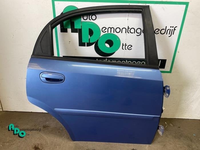 Portière 4portes arrière droite d'un Chevrolet Lacetti (La, -, 3 mois de garantie, Utilisé, Porte
