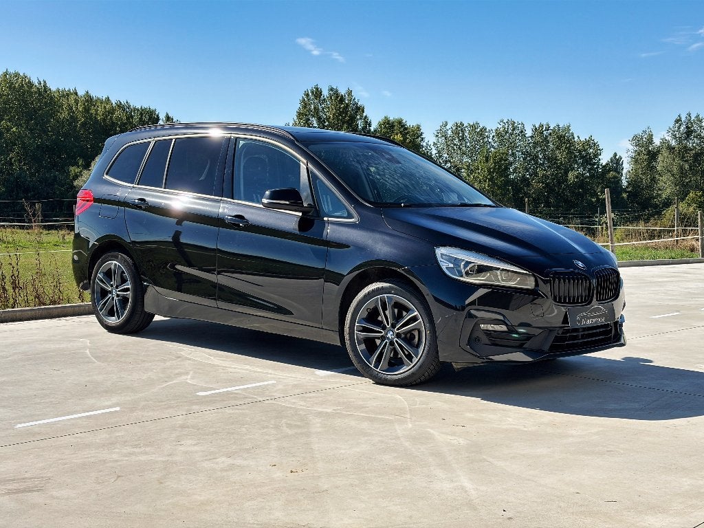 BMW 216i - 2022 - 116.222km - 7 SEATS - CAMERA, Auto's, Dealer onderhouden, Monovolume, Leder en Stof, 146 g/km