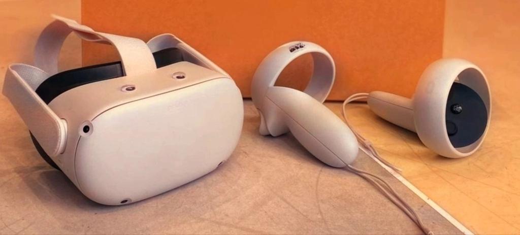 Bonjour, je mets en vente un Oculus Quest 2 model 128 gb