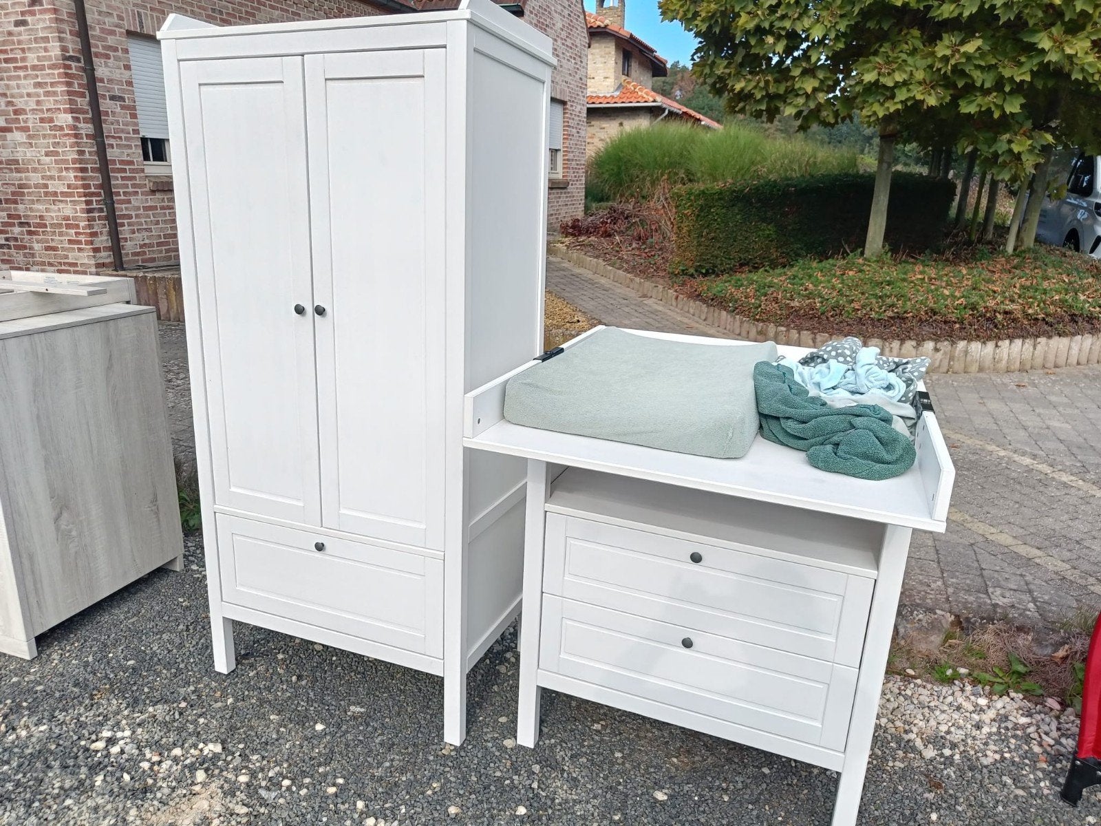 Kast + commode met verzorgingstafel, Ophalen, Zo goed als nieuw, Kast